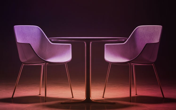 foto de duas cadeiras vazias